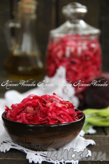 Капуста, маринованная со свеклой, быстрого приготовления