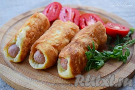 Сосиски в тесте на кефире на сковороде