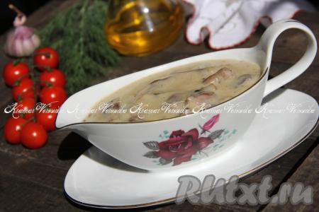 Куриные сердечки с шампиньонами и сыром