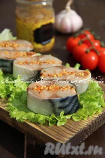Скумбрия, соленая с чесноком