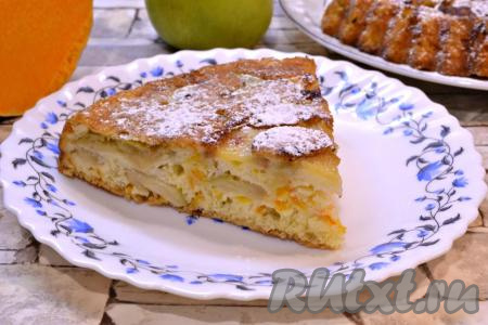 Шарлотка с тыквой и яблоками в духовке