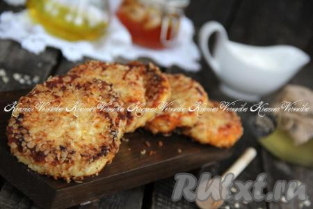 Сырники с яблоками на сковороде