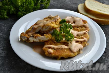 Куриные отбивные в яйце в духовке