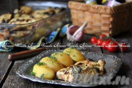 Свинина, запечённая с картофелем и грибами