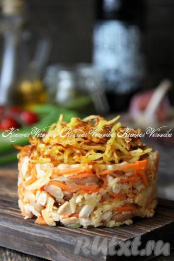 Салат с консервированной белой фасолью и курицей