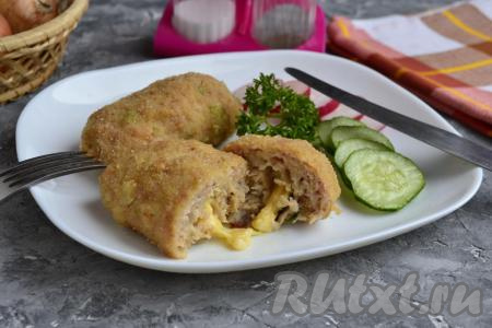 Куриные котлеты с сыром в духовке