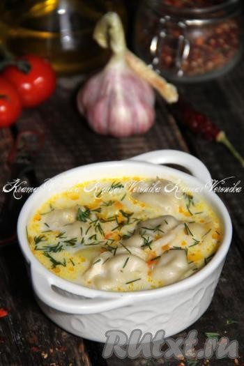 Суп с пельменями и картошкой