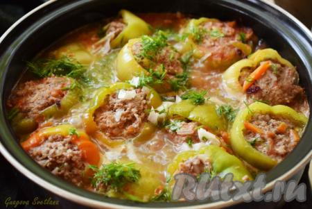 Болгарский перец, фаршированный мясом и рисом