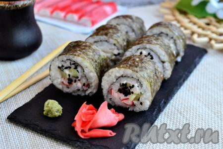 Роллы с крабовыми палочками и огурцом