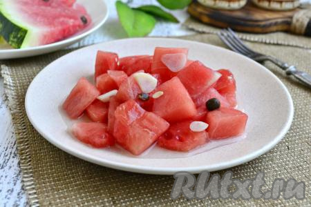 Маринованный арбуз быстрого приготовления