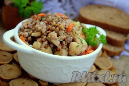 Гречка с куриным филе на сковороде