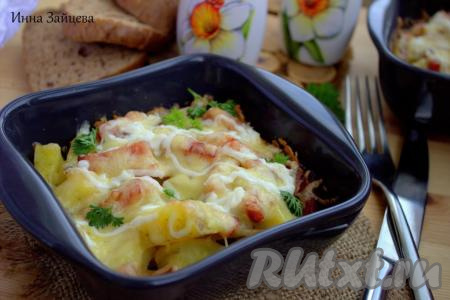 Картошка, запечённая с ветчиной и сыром