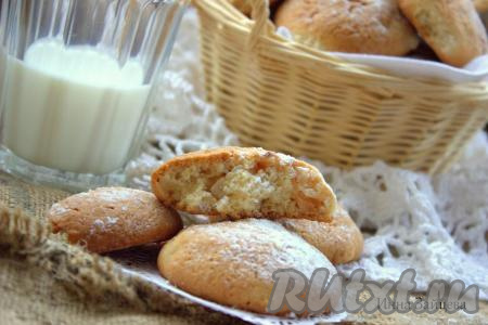 Печенье с яблоками и корицей