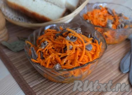 Салат из куриных сердечек с морковью по-корейски