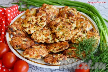 Рубленные куриные котлеты с сыром и зеленью