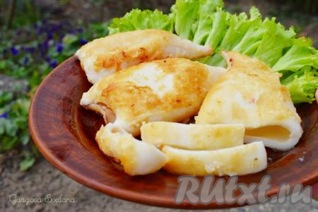 Кальмары, жареные целиком на сковороде