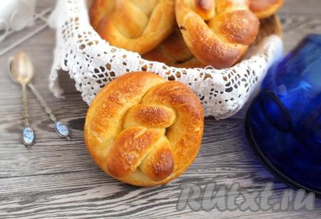 Крендели с сахаром