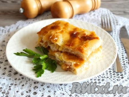 Курник из слоёного теста с картошкой и курицей