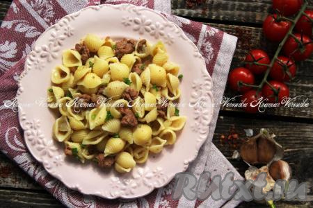Макароны с тушёнкой из говядины