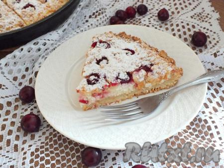 Королевская ватрушка с творогом и вишней