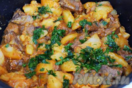 Говядина, тушёная с картошкой в мультиварке Редмонд