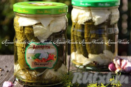 Огурцы, маринованные с капустой на зиму