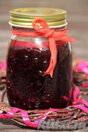 Хранить желе в прохладном месте. Вкусное и яркое желе, сваренное из крыжовника с добавлением лимона и апельсина, порадует вас своим нежным вкусом и прекрасным ароматом, попробуйте!