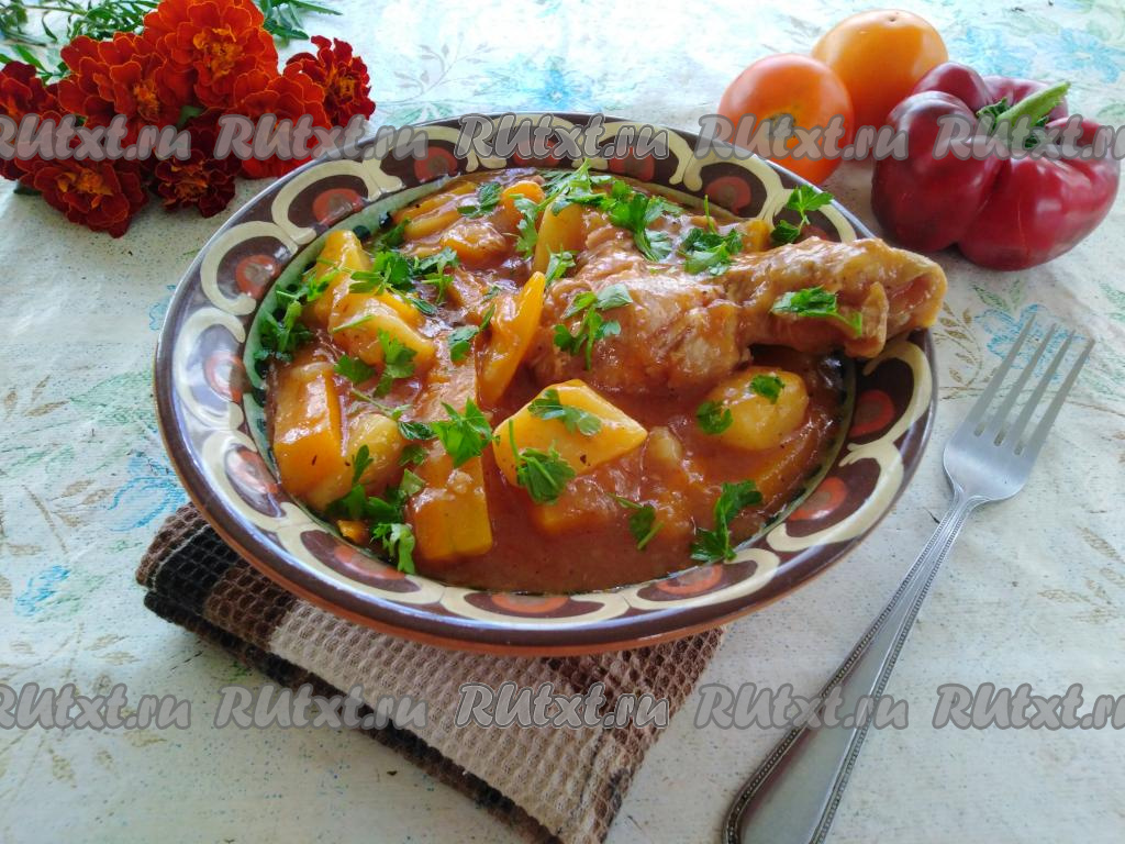Жаркое из курицы с картошкой