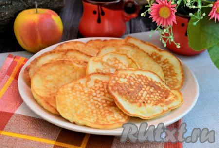Оладьи с творогом и яблоками 