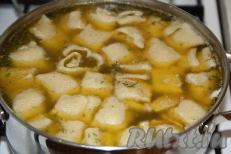 В конце варки посолить по вкусу.