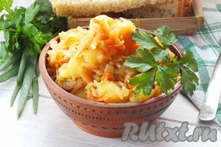 Квашеная капуста, тушёная с картошкой