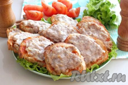Бутерброды с фаршем в духовке