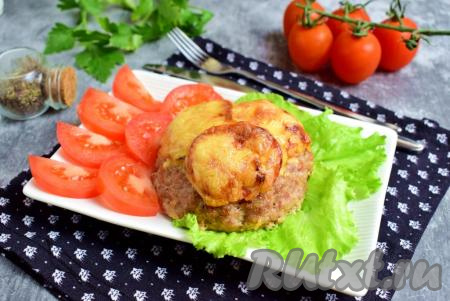 Стожки из фарша с грибами в духовке
