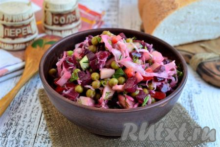 Винегрет с квашеной капустой и зелёным горошком