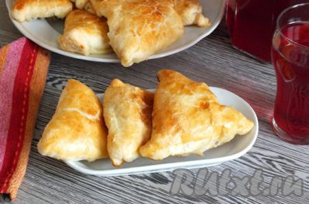 Самса из готового слоёного теста с курицей в духовке