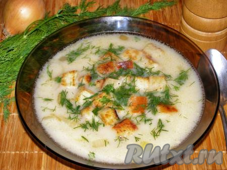 Луковый суп с плавленным сыром