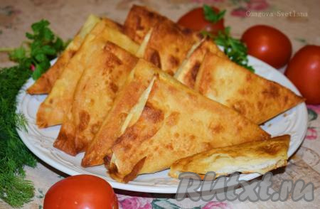 Чебуреки из лаваша с фаршем на сковороде