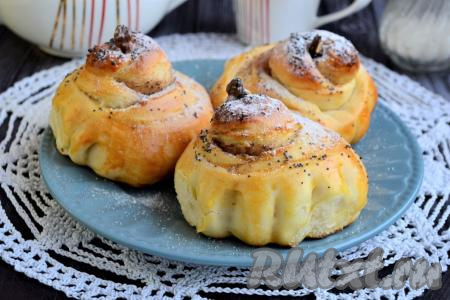 Сдобные булочки с корицей и сахаром