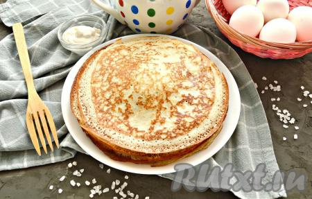 Вкусные, аппетитные, ажурные дрожжевые блины, замешанные на кефире на сухих дрожжах, готовы, угощайтесь!