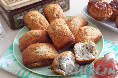 Мягкие, ароматные, вкусные, пушистые кексы, приготовленные с маком на кефире, понравятся всем без исключения и вас не раз ещё попросят повторить выпечку по этому рецепту!
