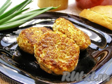 Рыбные котлеты с морковью и луком