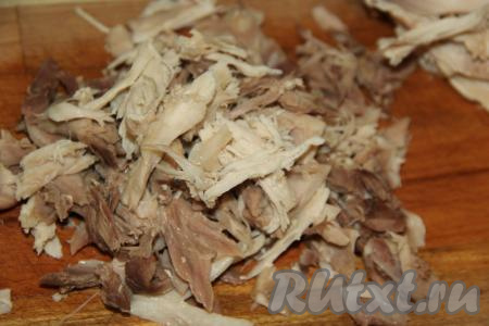 Я мясо разделила на волокна.