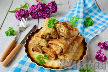 Блины, фаршированные грибами и сыром
