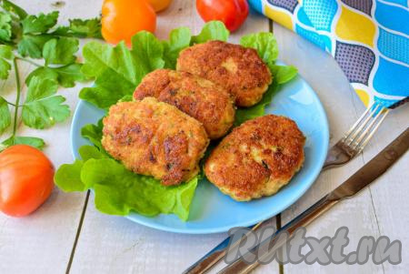 Котлеты из куриного филе и кабачков на сковороде