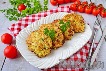 Кабачковые оладьи с манкой и сыром