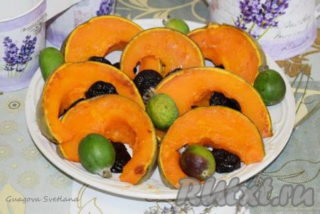 Тыква, запечённая кусочками с кожурой без сахара в духовке