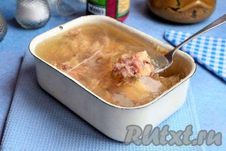 Холодец из свиной рульки и курицы без желатина