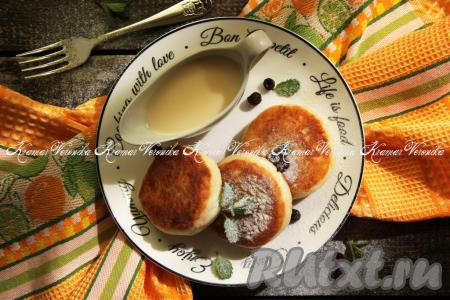 Сырники с варёной сгущёнкой
