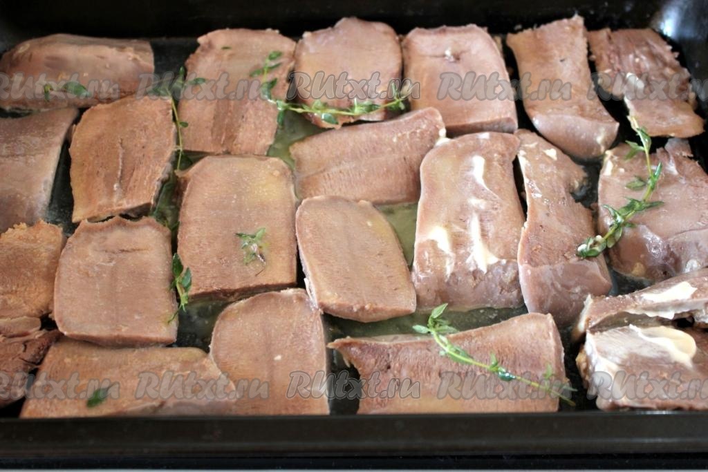 Приготовление ароматного свиного языка - 8 пошаговых фото в рецепте