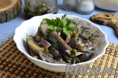 Маринованные жареные баклажаны с чесноком